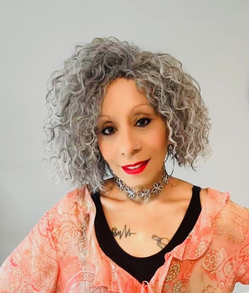 Lola Gomez-Bailey Lola Gomez-Bailey